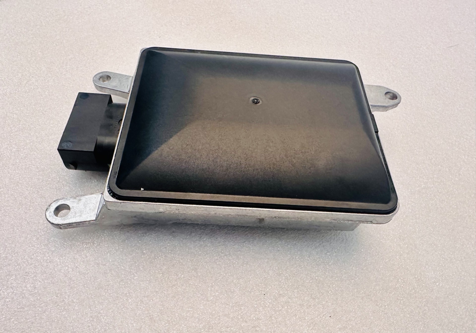 Blind Spot Sensor Module; 2010-2017 Audi A4 A5 Q5 S4 S5 / Porsche Macan , Id# 8T0 907 568B, VCM-BS568B